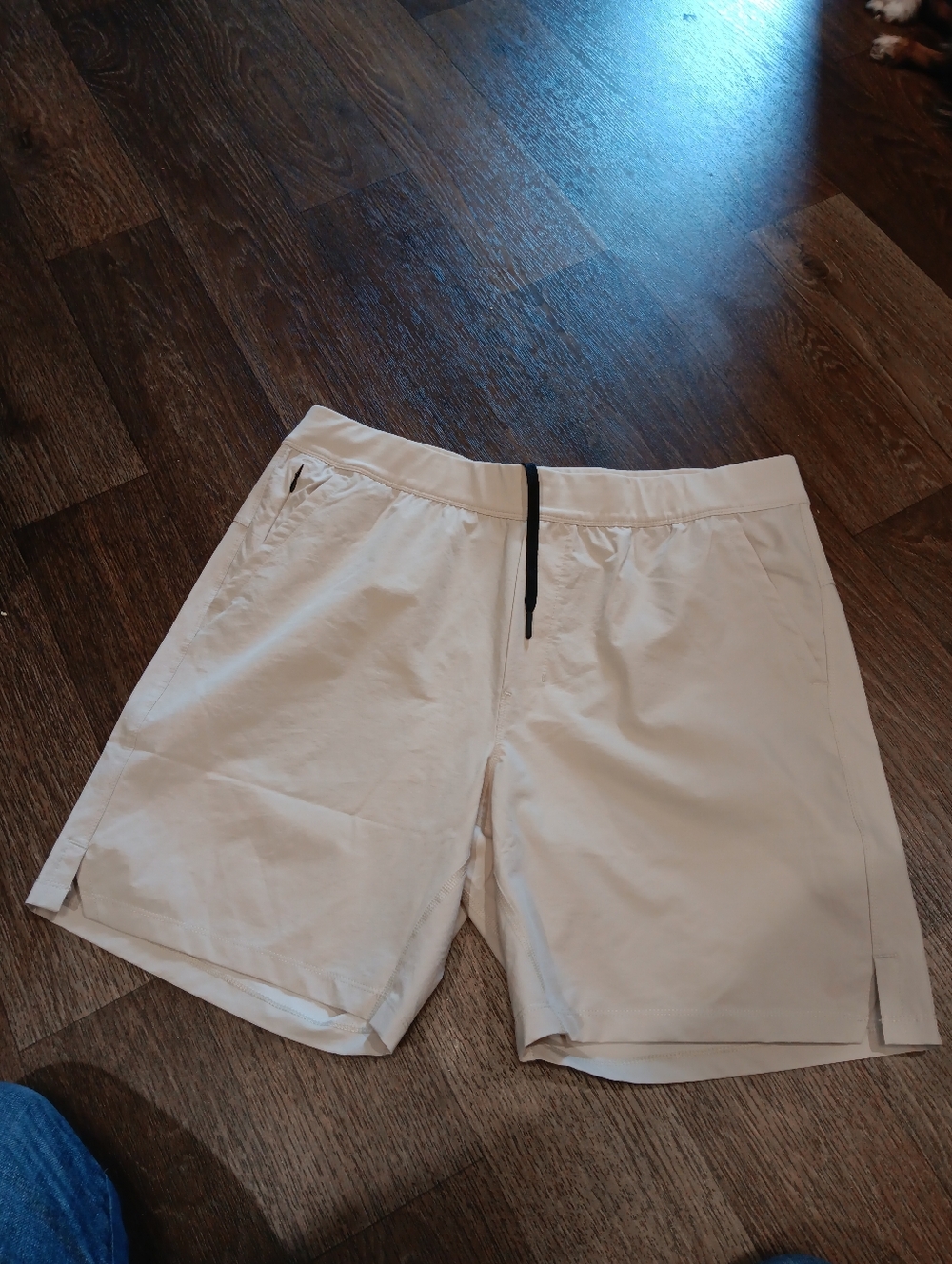 Public Rec Men's Athletic Beige Performance Drawstring Shorts Sz 36